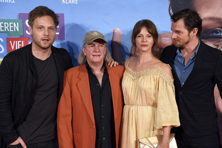 Filmpremiere 'Auf der anderen Seite ist das Gras viel grüner' in Frankfurt