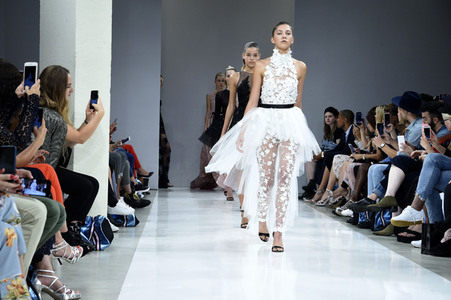 Irene Luft Fashion Show auf der Berlin Fashion Week Spring/Summer 2018