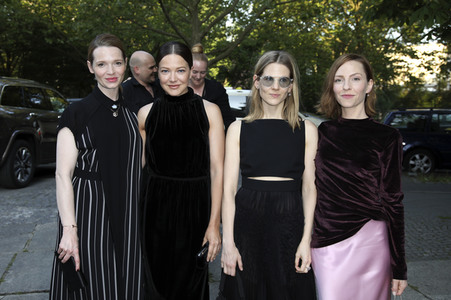BOSS Womenswear Fashion Show auf der Berlin Fashion Week Spring/Summer 2018