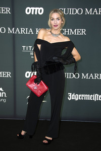 'Luz de la Luna' Fashion Show von Guido Maria Kretschmer auf der Berlin Fashion Week Spring/Summer 2018