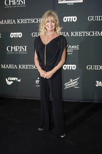'Luz de la Luna' Fashion Show von Guido Maria Kretschmer auf der Berlin Fashion Week Spring/Summer 2018