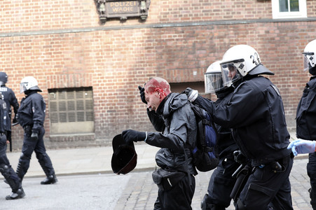 '#BlockG20 – colour the red zone!' Demonstration in Hamburg