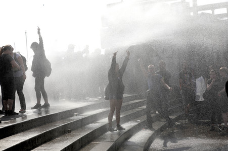 '#BlockG20 – colour the red zone!' Demonstration in Hamburg