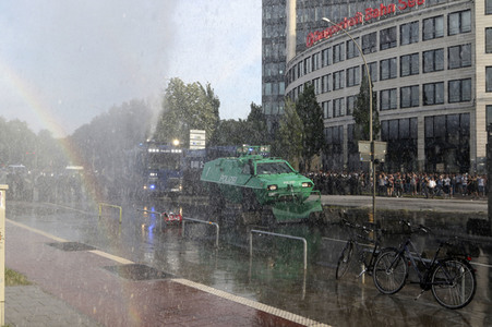 '#BlockG20 – colour the red zone!' Demonstration in Hamburg
