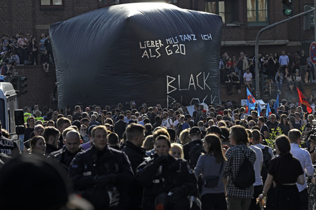 'G20 Welcome to Hell' Demo in Hamburg
