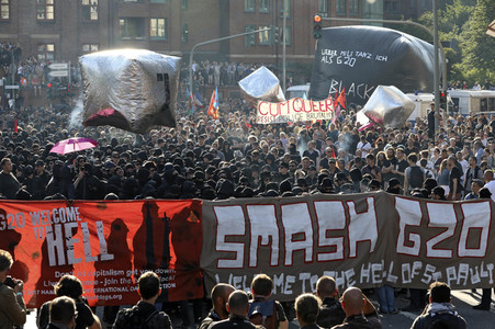 'G20 Welcome to Hell' Demo in Hamburg