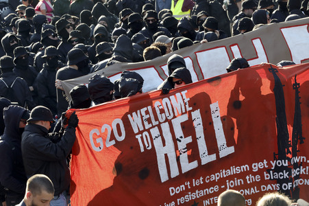 'G20 Welcome to Hell' Demo in Hamburg