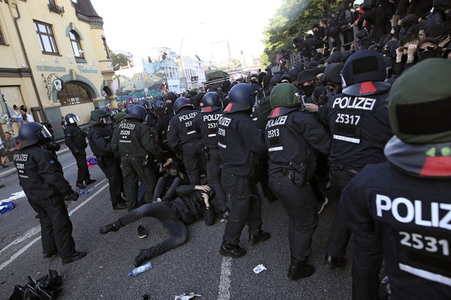'G20 Welcome to Hell' Demo in Hamburg