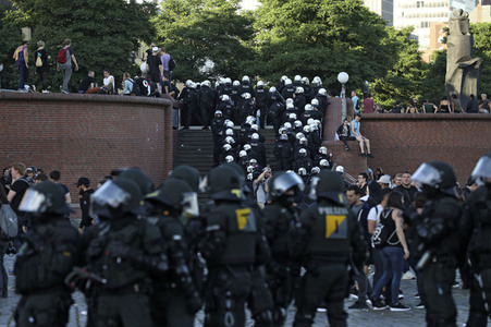 'G20 Welcome to Hell' Demo in Hamburg