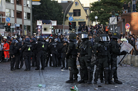 'G20 Welcome to Hell' Demo in Hamburg