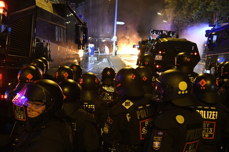 G20 Demonstration und Ausschreitungen im Schanzenviertel in Hamburg