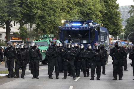 G20 Demonstration und Ausschreitungen im Schanzenviertel in Hamburg
