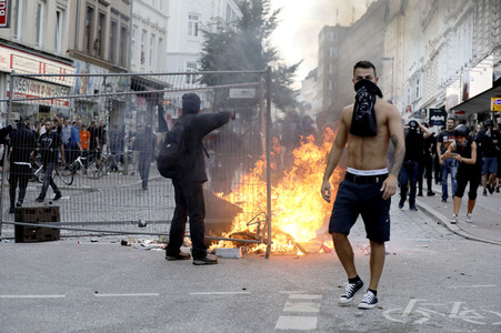 G20 Demonstration und Ausschreitungen im Schanzenviertel in Hamburg