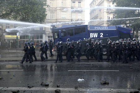 G20 Demonstration und Ausschreitungen im Schanzenviertel in Hamburg