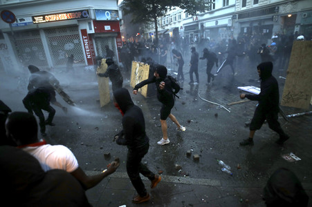 G20 Demonstration und Ausschreitungen im Schanzenviertel in Hamburg
