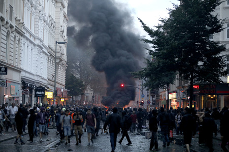 G20 Demonstration und Ausschreitungen im Schanzenviertel in Hamburg