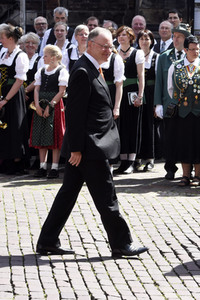 Kirchliche Trauung von Welfenprinz Ernst August und Ehefrau Ekaterina in Hannover