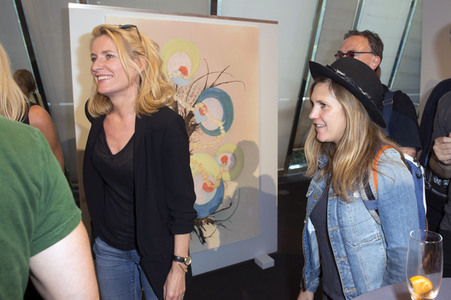 Vernissage 'Aus der Mitte' von Judith Milberg in Berlin