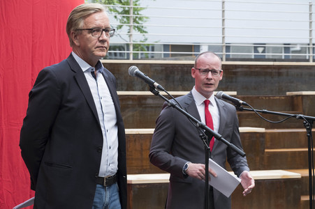 Vorstellung der Bundestagswahlplakte der Linken in Berlin