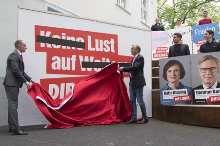 Vorstellung der Bundestagswahlplakte der Linken in Berlin