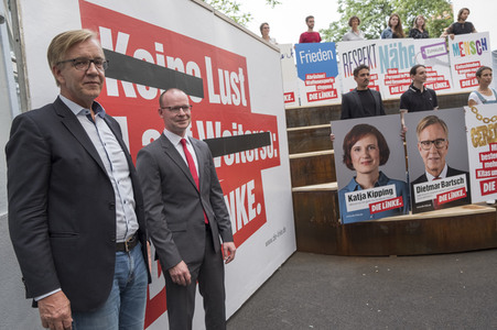 Vorstellung der Bundestagswahlplakte der Linken in Berlin
