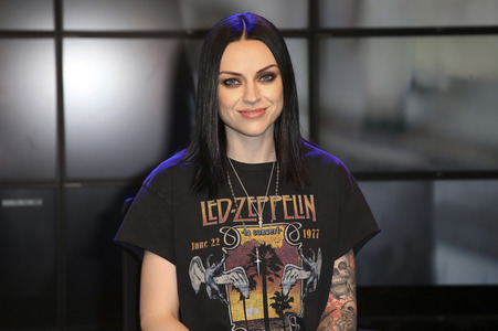 Autogrammstunde von Amy Macdonald in Hamburg