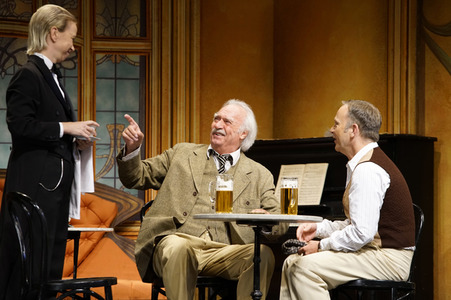 Theaterprobe 'Pension Schöller' in Berlin