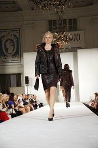 Liz Marlaux Fashion Show Winter 2017 in Hamburg