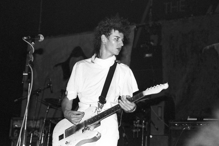 Konzert von Tones on Tail in London