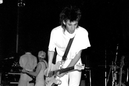 Konzert von Tones on Tail in London