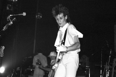 Konzert von Tones on Tail in London