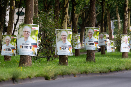 Bundestagswahlkampf-Plakate in Köln