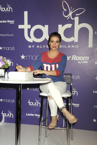 Launch der 'Touch by Alyssa Milano' Hebst Kollektion in New York