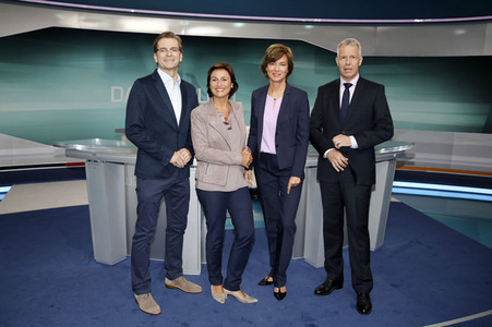 Fototermin 'Das TV-Duell: Merkel - Schulz' in Berlin