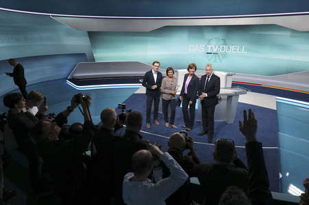 Fototermin 'Das TV-Duell: Merkel - Schulz' in Berlin