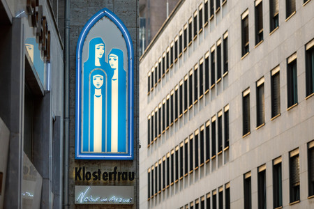 Symbolfoto Klosterfrau