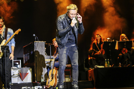 Konzert von Matthias Schweighöfer in Dresden