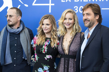 'Mother!' Photocall, 74. Internationale Filmfestspiele von Venedig