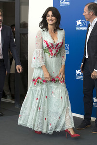 'Loving Pablo' Photocall, 74. Internationale Filmfestspiele von Venedig