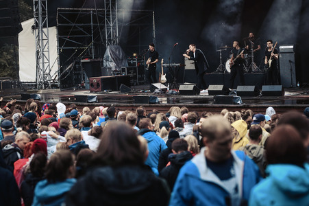 Konzert von Her in Dresden