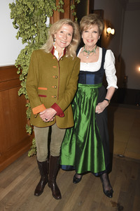 Hofbräu Festzelt Krugvorstellung 2017 in München