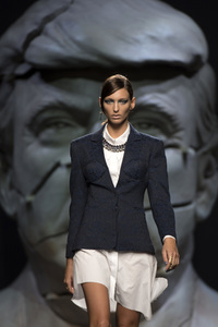 Ana Locking Fashion Show auf der Mercedes-Benz Fashion Week Madrid SS 2018