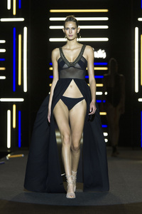Dolores Cortes Fashion Show auf der Mercedes-Benz Fashion Week Madrid SS 2018