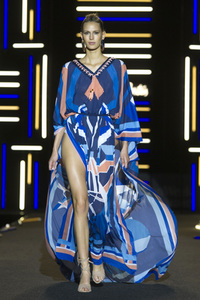 Dolores Cortes Fashion Show auf der Mercedes-Benz Fashion Week Madrid SS 2018