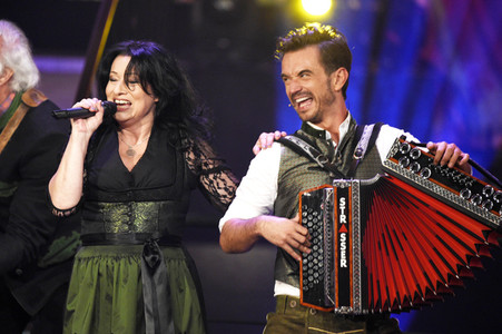 TV-Show 'Dirndl! Fertig! Los! Die Oktoberfestshow 2017' in München