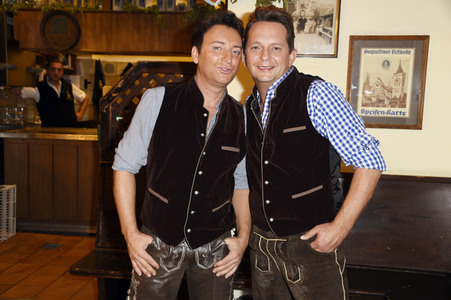 TV-Show 'Dirndl! Fertig! Los! Die Oktoberfestshow 2017' in München