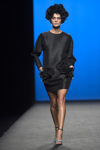Alvarno y The 2nd Skin Co Fashion Show auf der Mercedes-Benz Fashion Week Madrid SS 2018