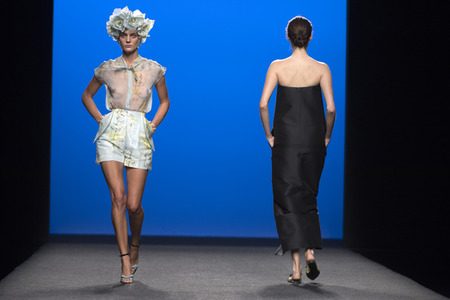 Alvarno y The 2nd Skin Co Fashion Show auf der Mercedes-Benz Fashion Week Madrid SS 2018