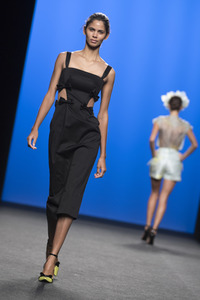 Alvarno y The 2nd Skin Co Fashion Show auf der Mercedes-Benz Fashion Week Madrid SS 2018