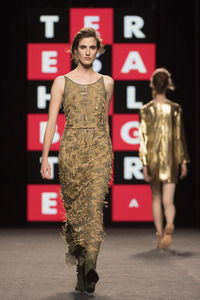 Teresa Helbig Fashion Show auf der Mercedes-Benz Fashion Week Madrid SS 2018